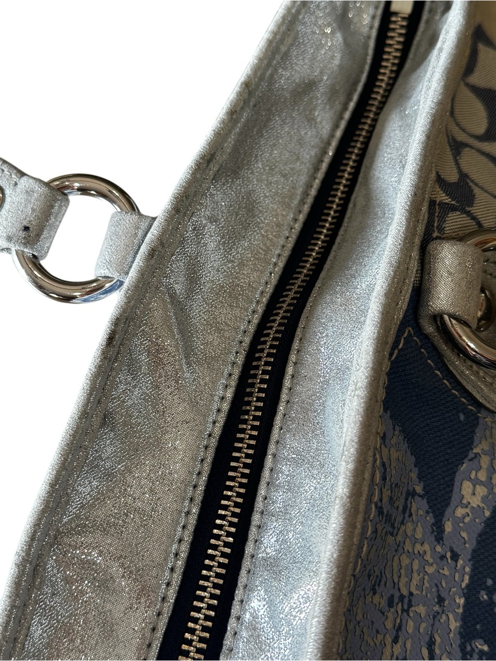 Coach Poppy Denim Patchwork
Rocker Satchel 16732 - Picture 6 of 13